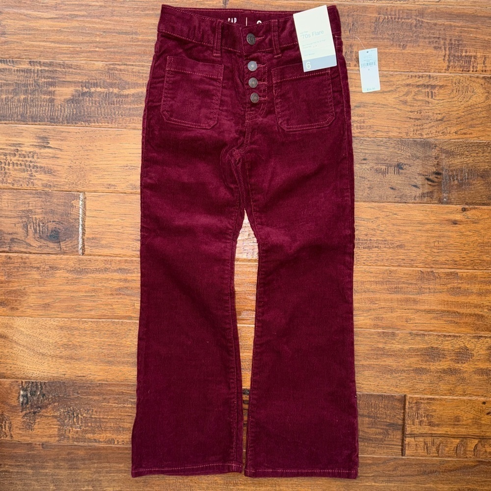 Gap Kids High Rise Corduroy '70s Flare Pants, size 6